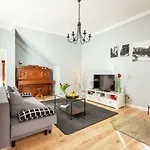 Idyllisches Haus Mitten In Berlin