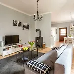 Semesterbostad Idyllisches Haus Mitten In Berlin