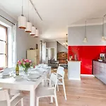 Semesterbostad Idyllisches Haus Mitten In *