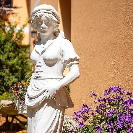 Idyllisches Haus Mitten In