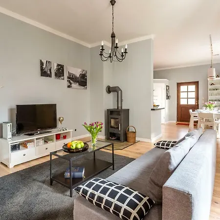 Ferienhaus Idyllisches Haus Mitten In Berlin