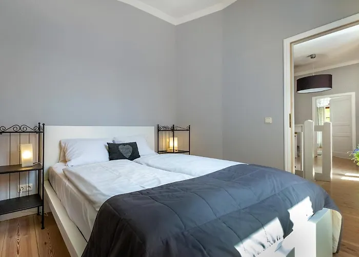 Semesterbostad Idyllisches Haus Mitten In